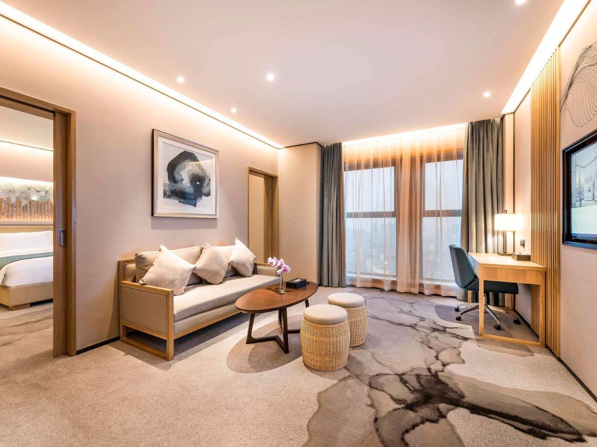 Mercure Chengdu Huapaifang Buitenkant foto