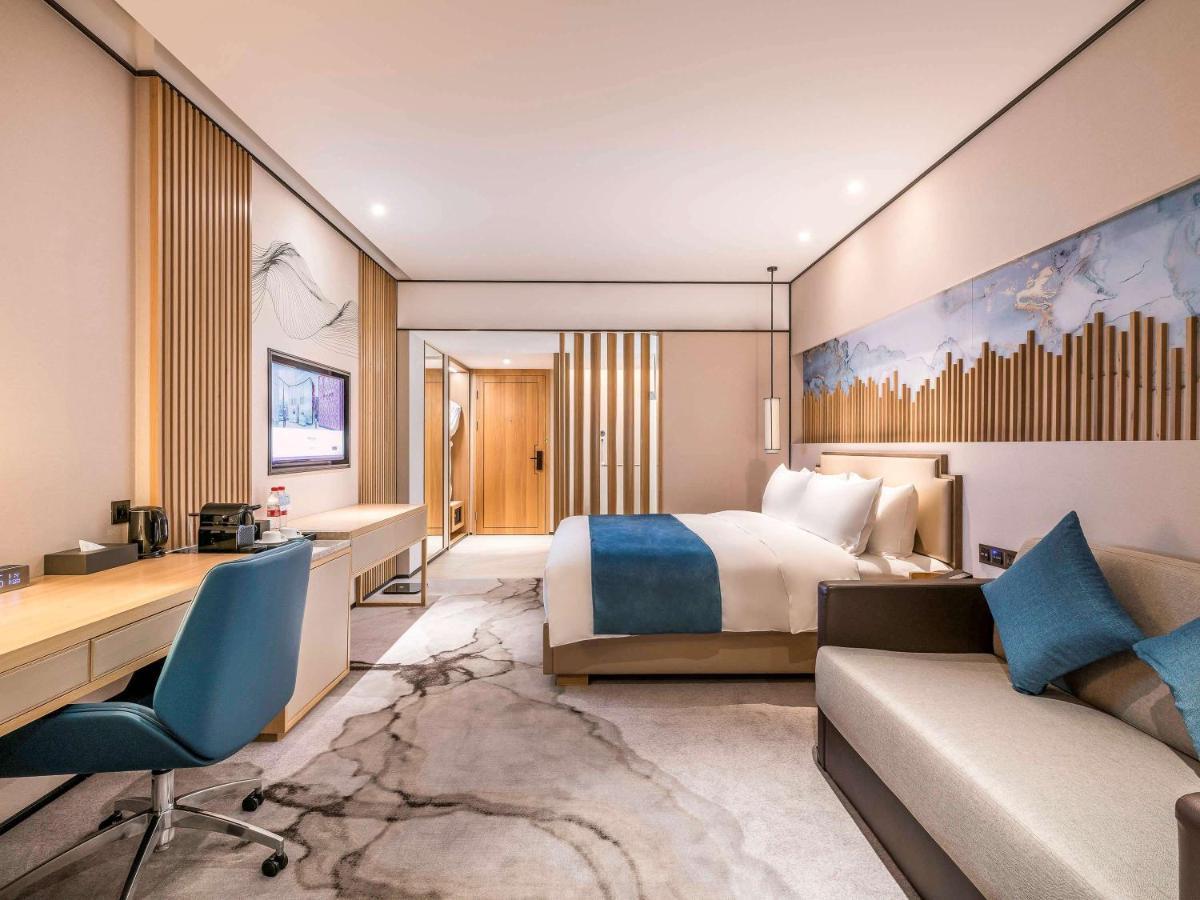 Mercure Chengdu Huapaifang Buitenkant foto