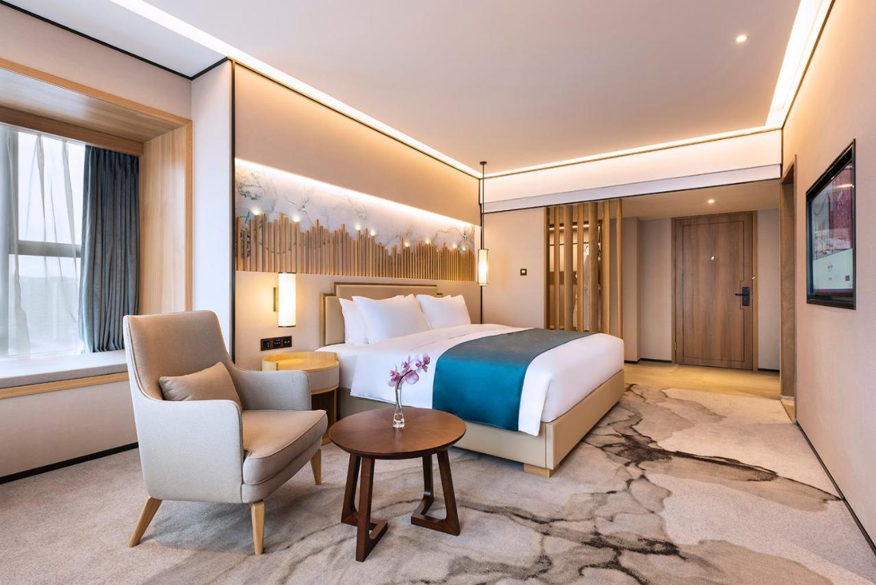 Mercure Chengdu Huapaifang Buitenkant foto
