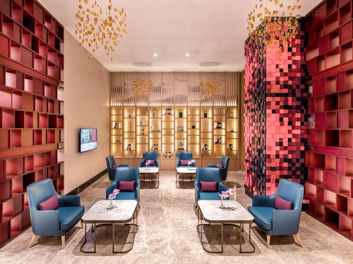 Mercure Chengdu Huapaifang Buitenkant foto