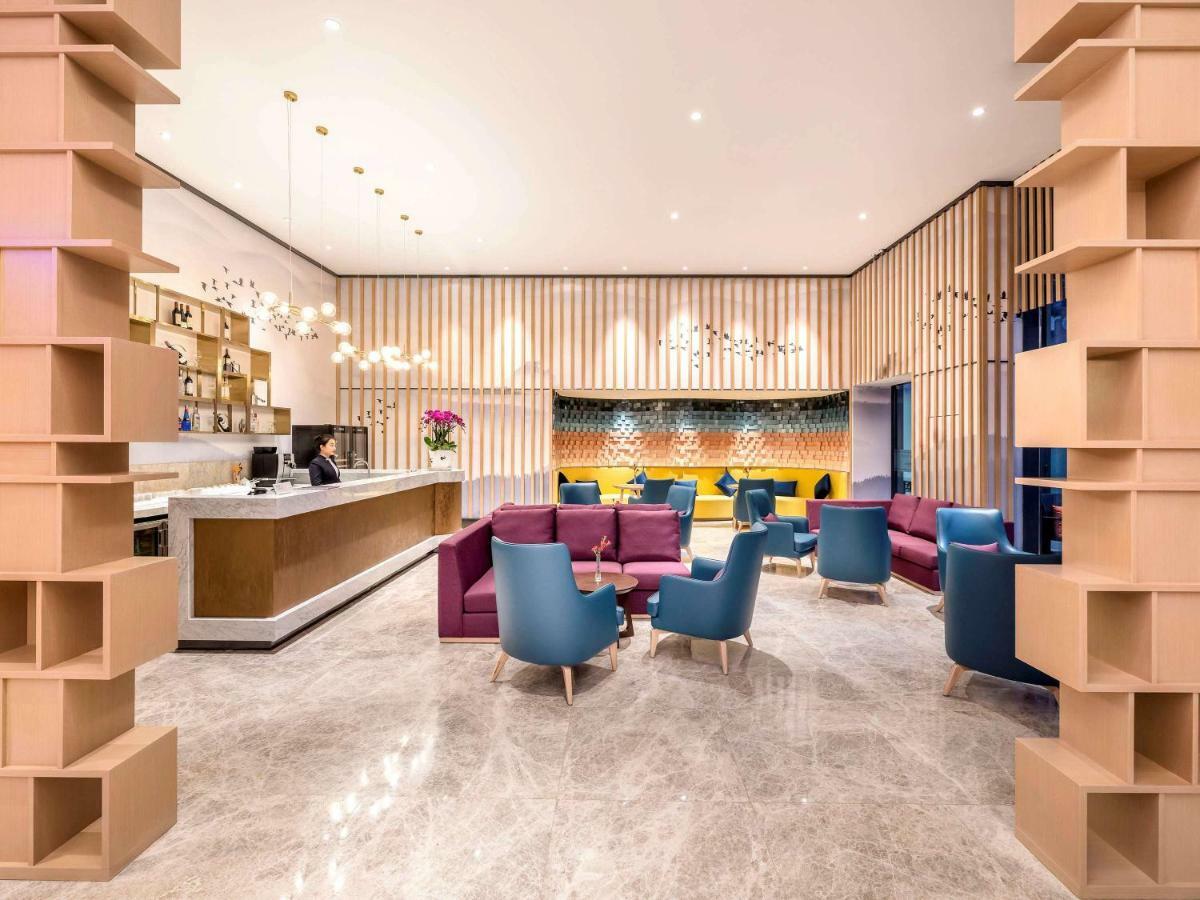 Mercure Chengdu Huapaifang Buitenkant foto