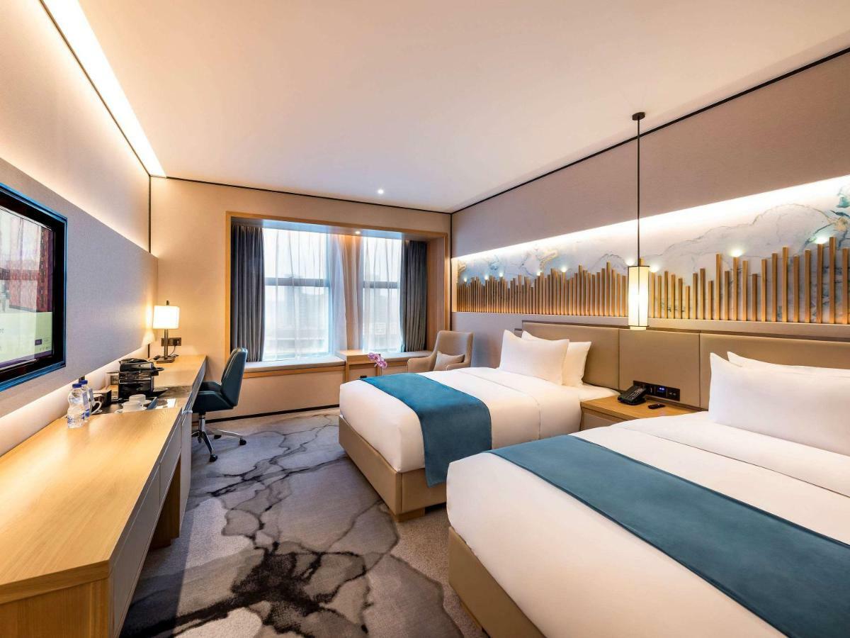 Mercure Chengdu Huapaifang Buitenkant foto