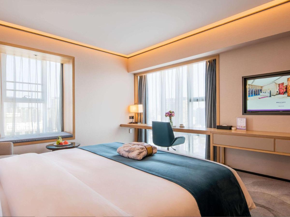 Mercure Chengdu Huapaifang Buitenkant foto